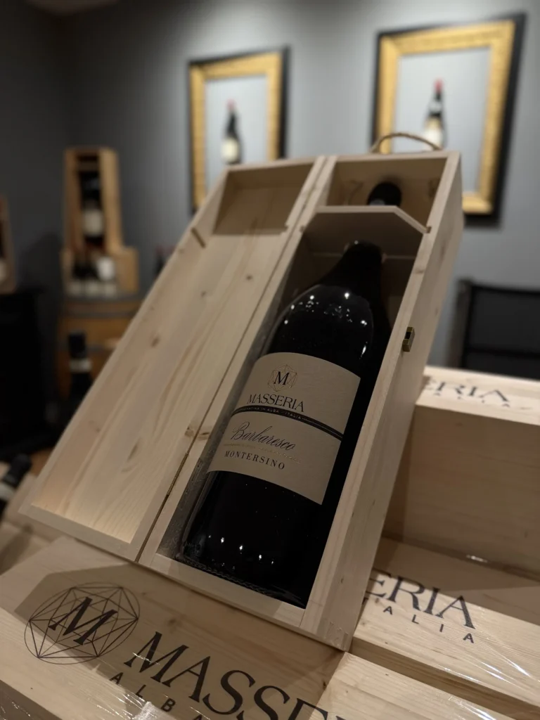 Wijn voor kerst: een magnum Barbaresco van Masseria op tafel